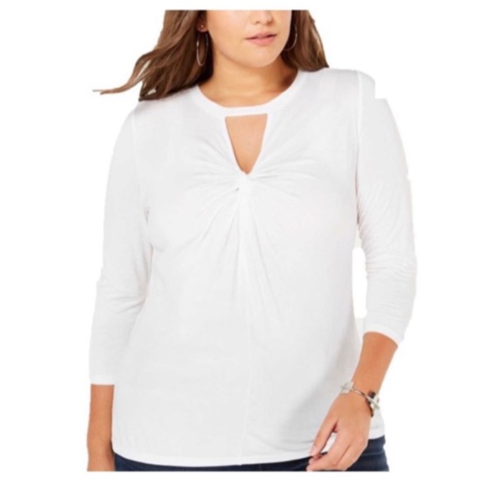 🦋🎯⚡️ INC White Lightweight Keyhole Rayon Top NWT 1X